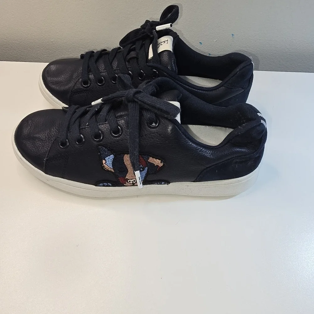 ED Ellen Degeneres Chapatcha Sneakers Lace Up Dog Shoes Dark Blue Wms 6.5US 37EU